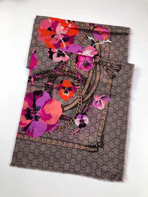 GUCCI 25S SCARF 140 IN CASHMERE 740373