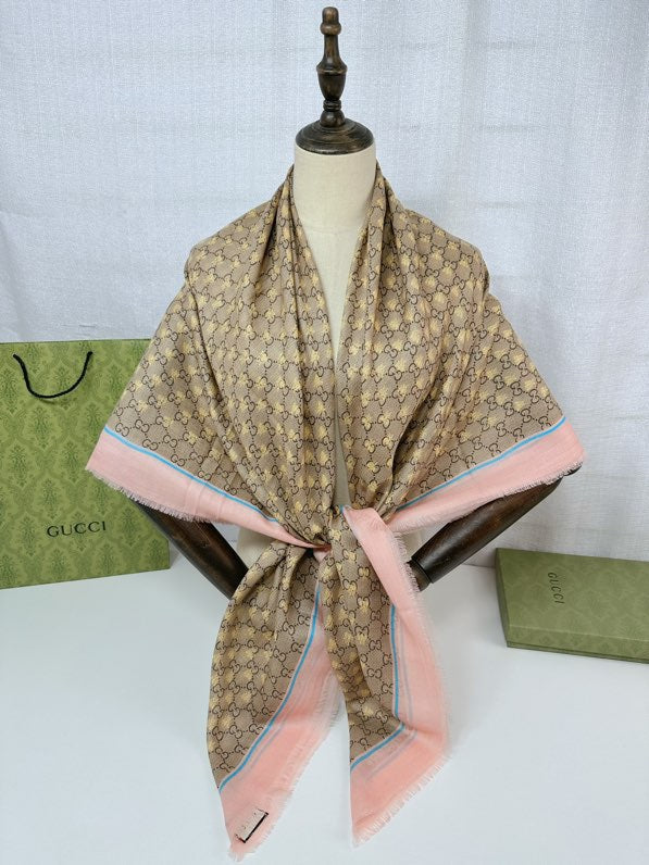 GUCCI 25S SCARF 140 IN CASHMERE 740369