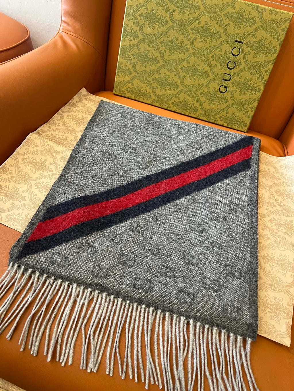 GUCCI 25S SCARF 190 IN WOOL 636373