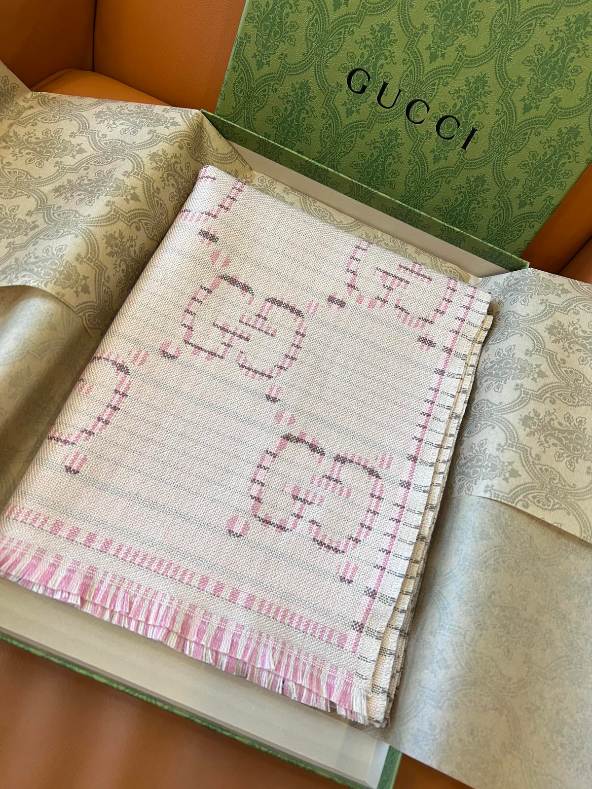 GUCCI 25S SCARF 180 IN WOOL 636369