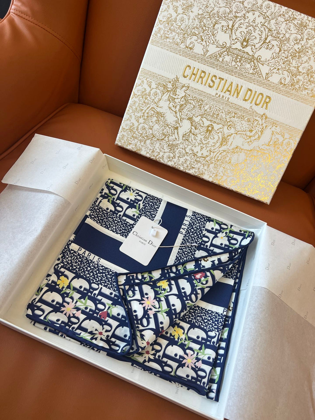 DIOR SCARF 90 CM IN SILK 600340