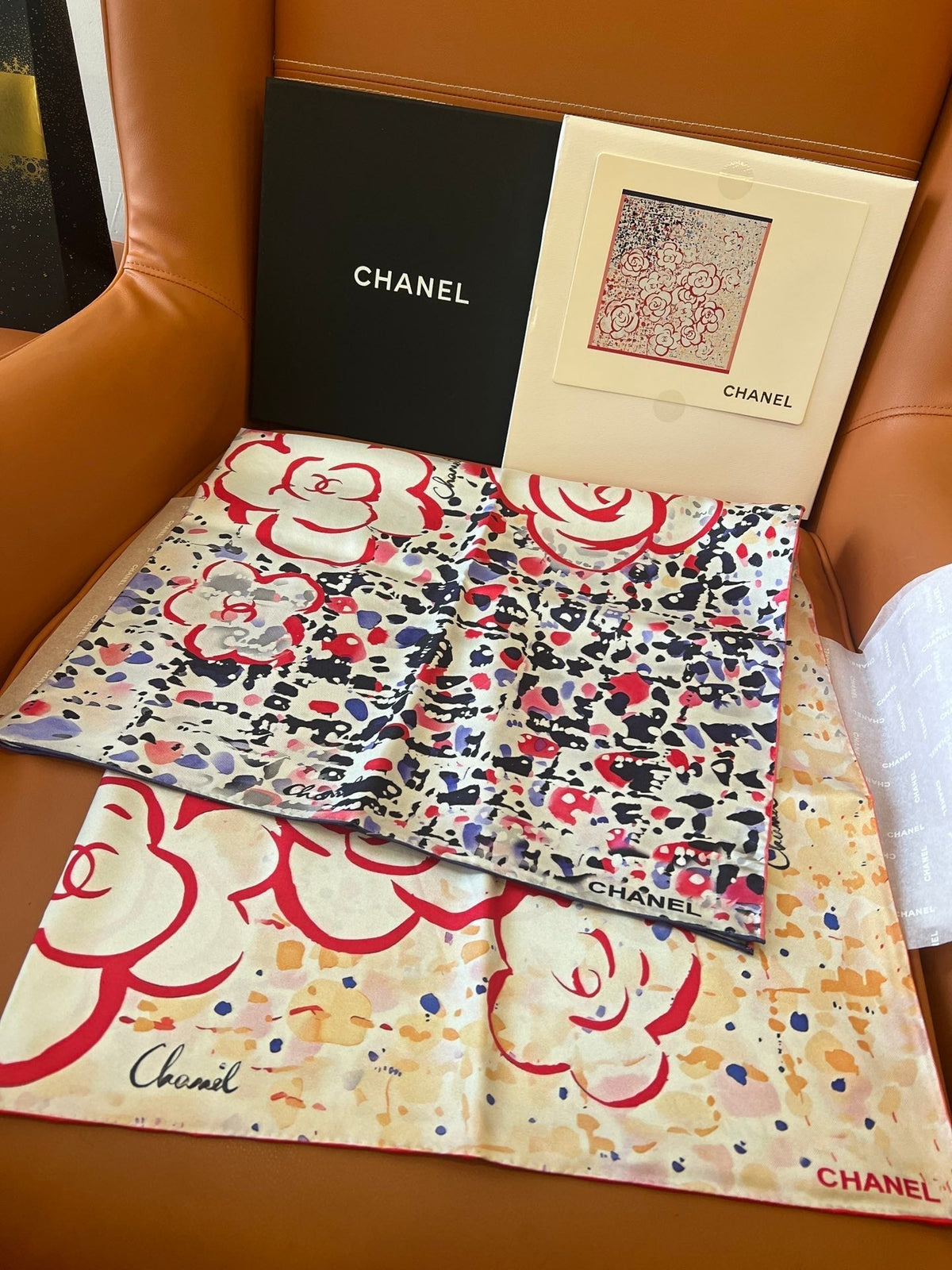 CHANEL 25S SCARF 90 IN SILK TWILL 700818