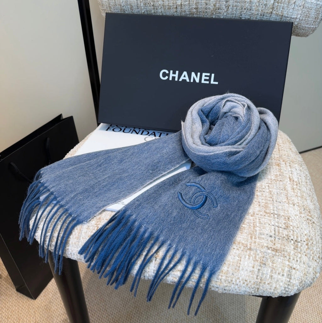 CHANEL 25S SCARF 180 IN CASHMERE 989788