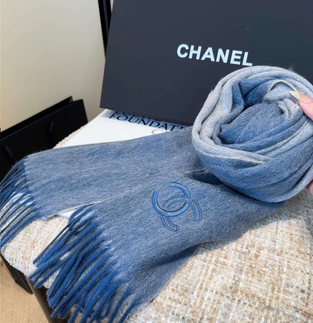 CHANEL 25S SCARF 180 IN CASHMERE 989788