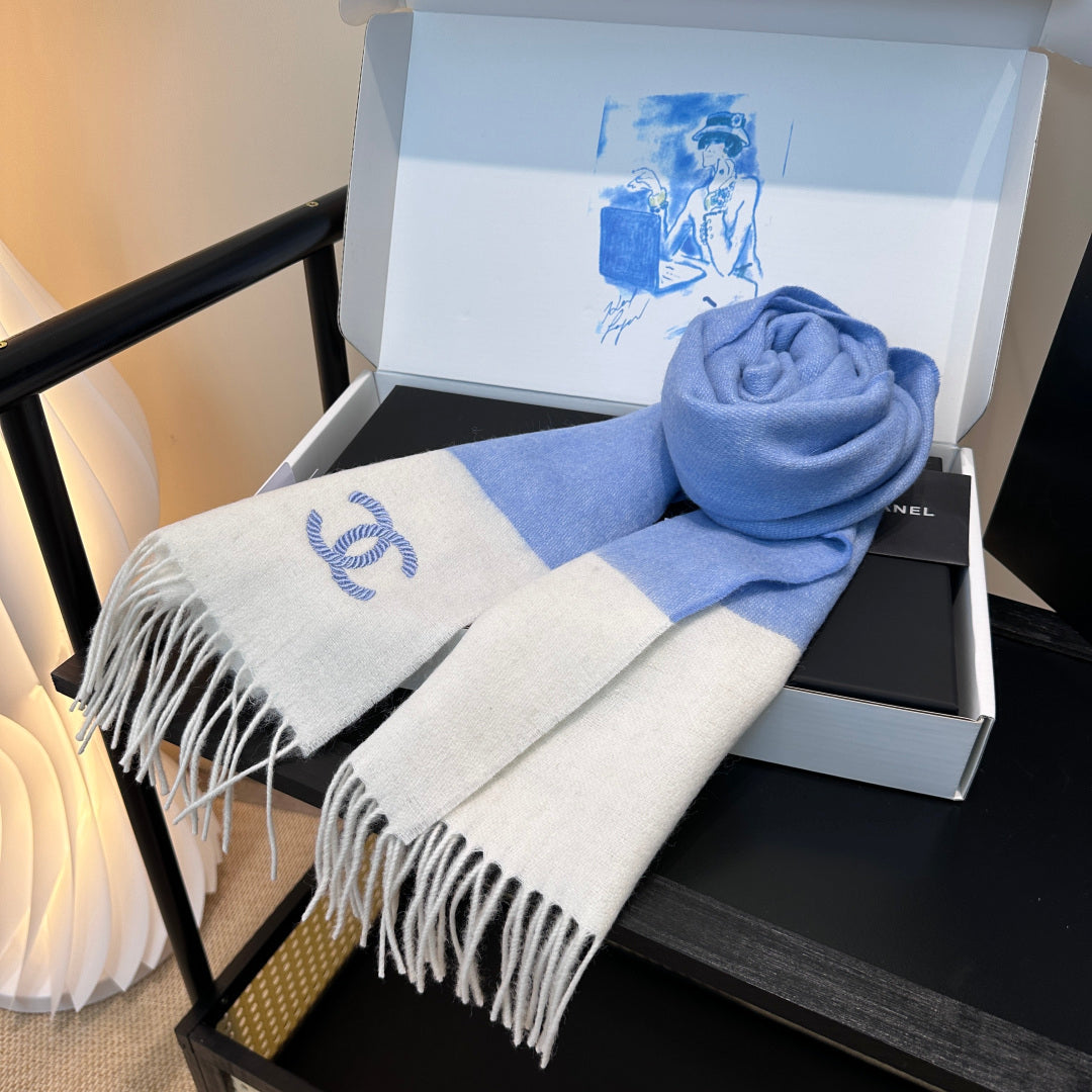 CHANEL 25S SCARF 180 IN CASHMERE 989815