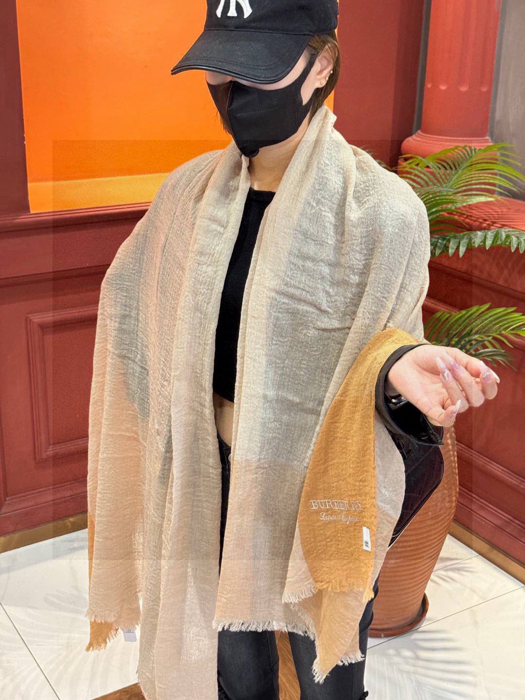 BURBERRY BBR SCARF 180 CM IN CASHMERE 718527