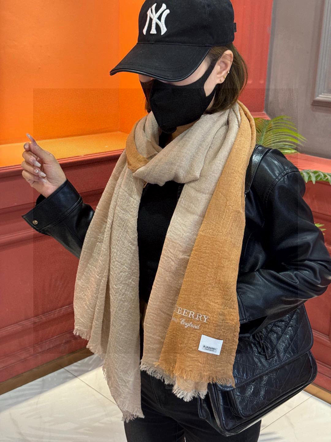 BURBERRY BBR SCARF 180 CM IN CASHMERE 718527