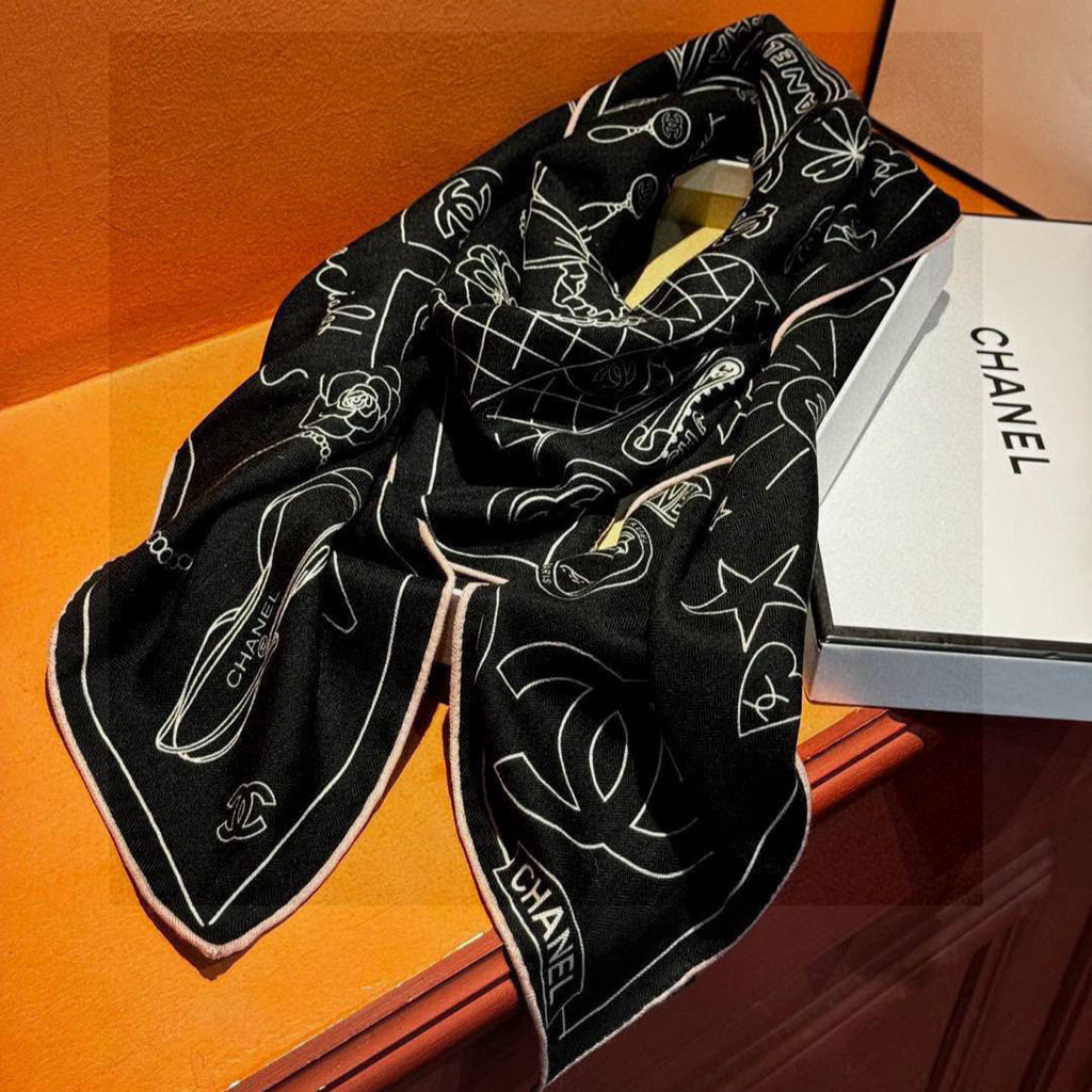 CHANEL 25S SCARF 140 IN SILK 735811
