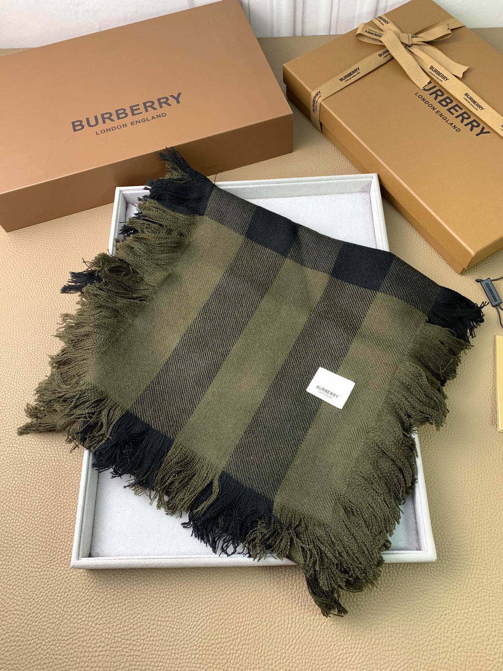 BURBERRY BBR SCARF 240 CM IN CASHMERE 508525