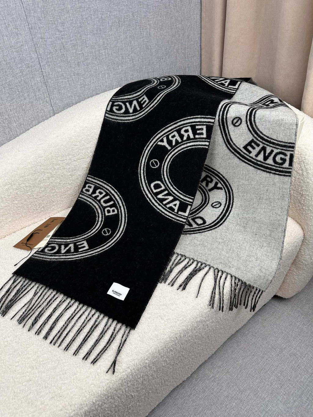 BURBERRY BBR SCARF IN CASHMERE 505317