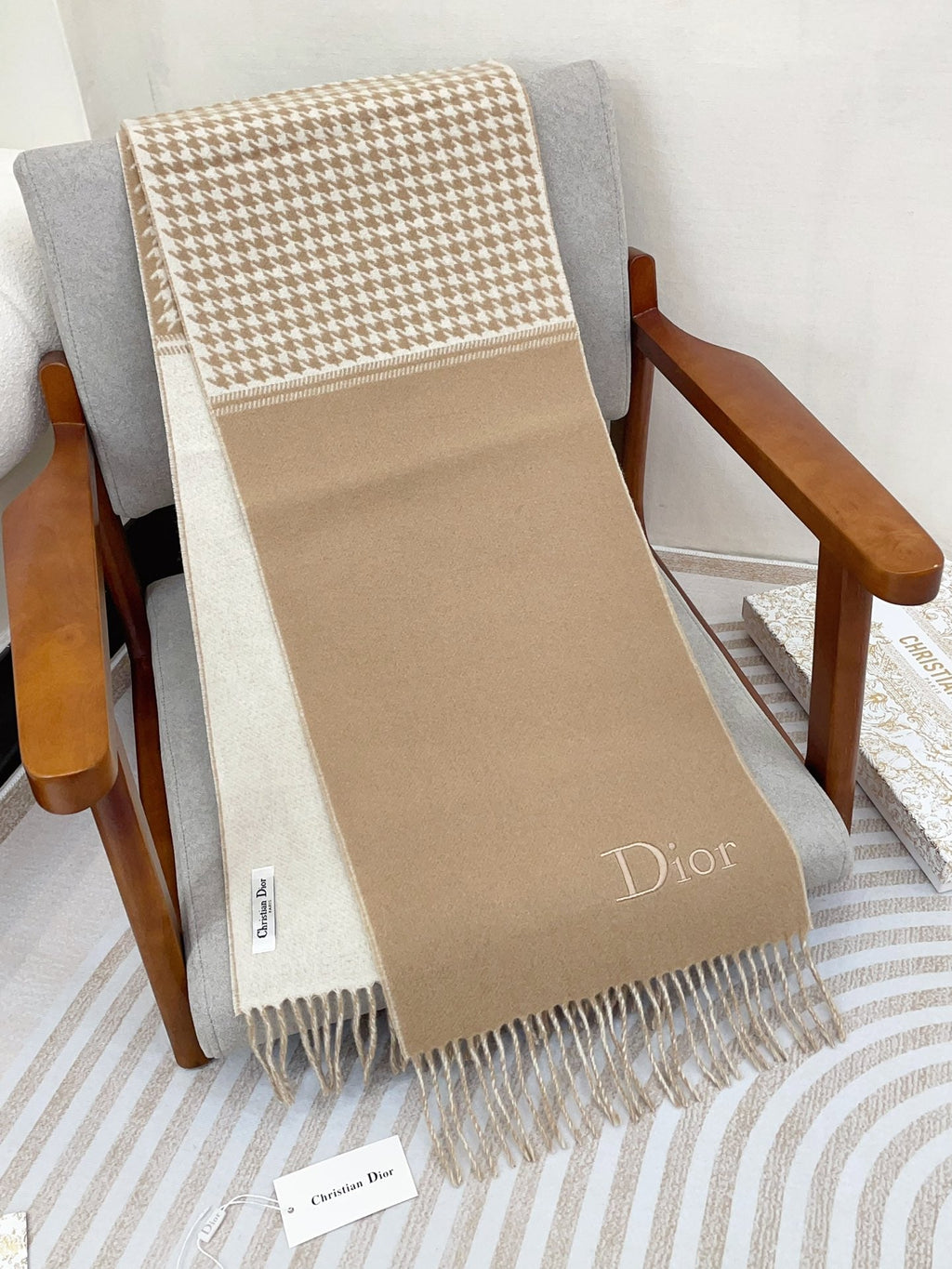 DIOR SCARF 180 CM IN CAMEL BEIGE CASHMERE 419820