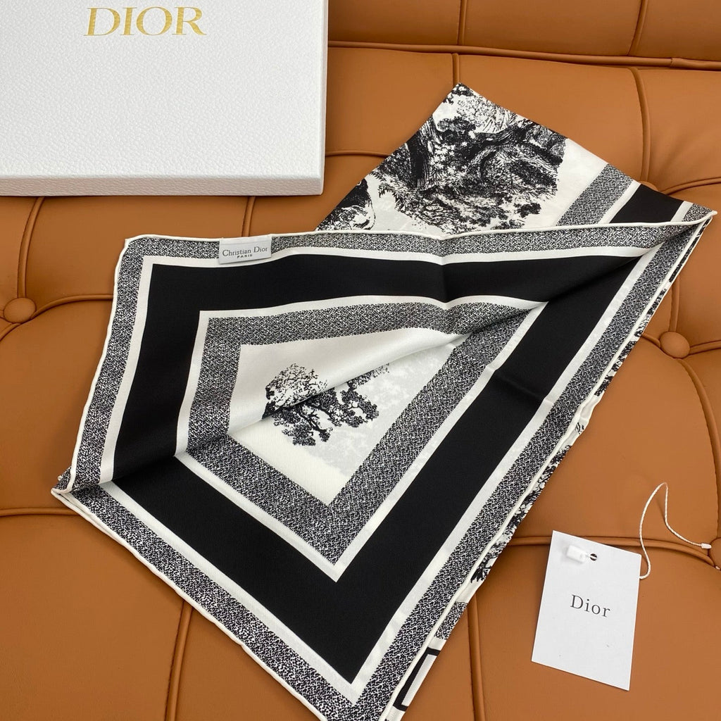 DIOR SCARF 90 IN SILK 704596