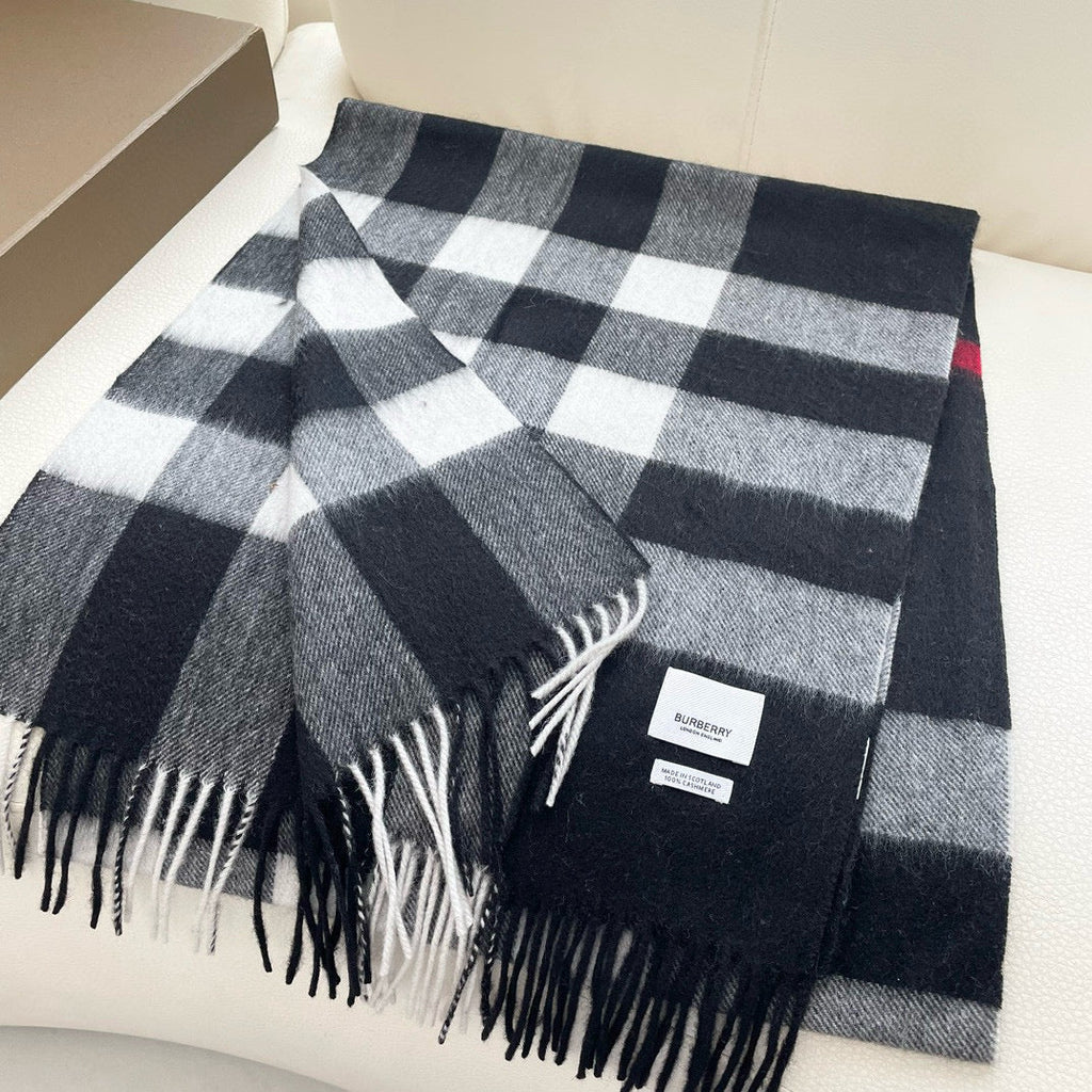 BURBERRY BBR SCARF 210 CM IN CASHMERE 04