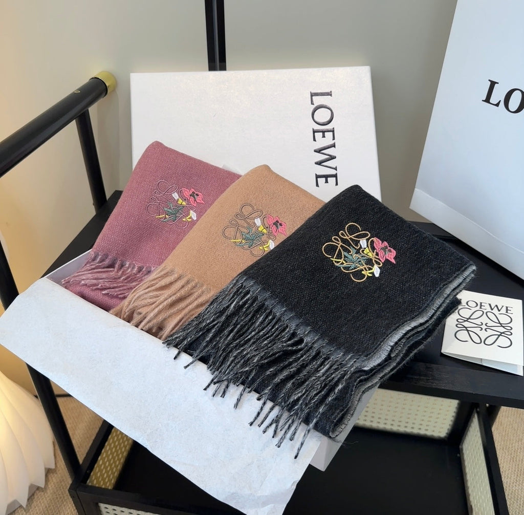 LOEWE 25S SCARF 180 IN CASHMERE 858193