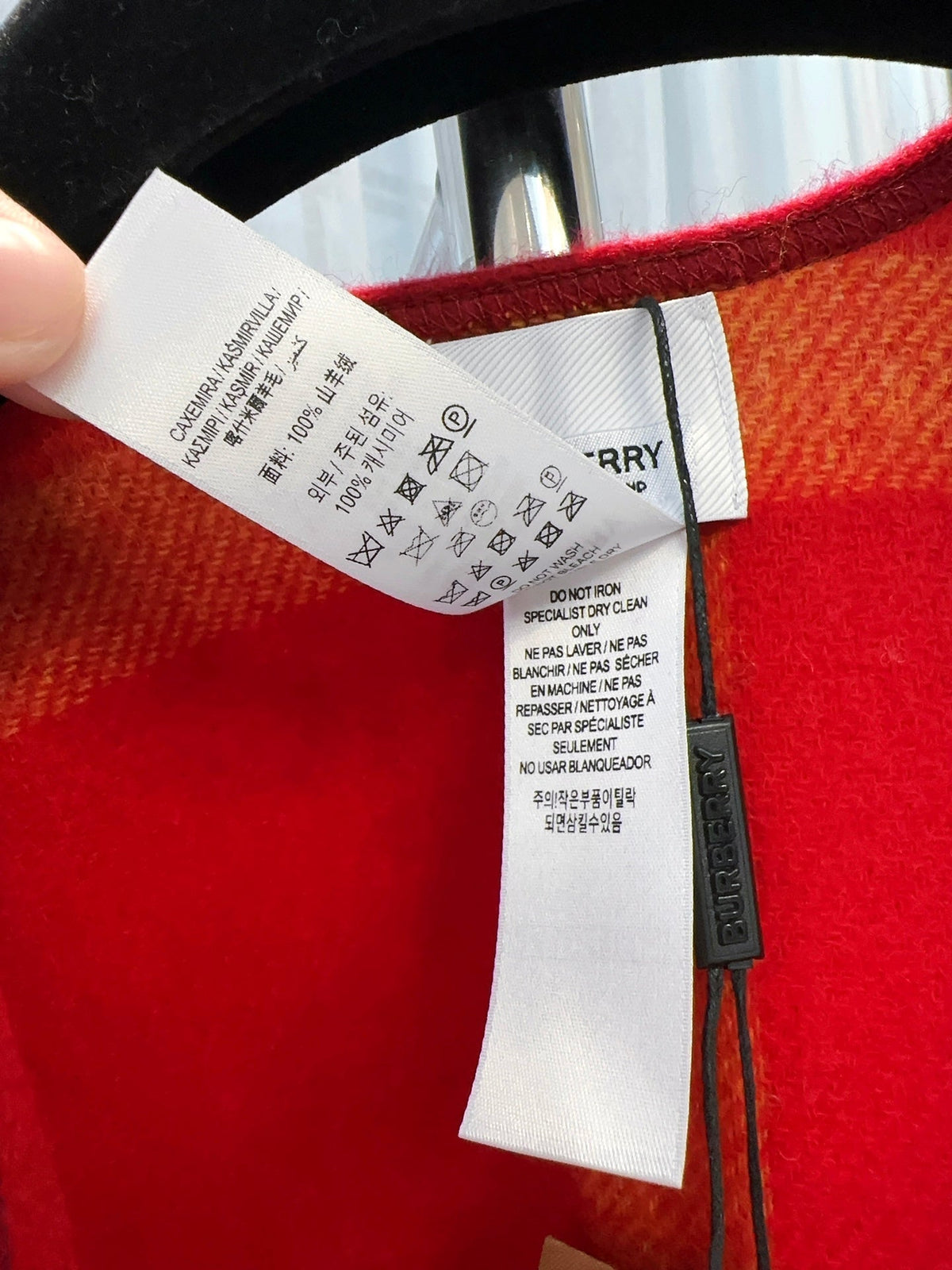 BURBERRY WOOL CAPE 140 CM CHERRY RED AND BLACK 394534