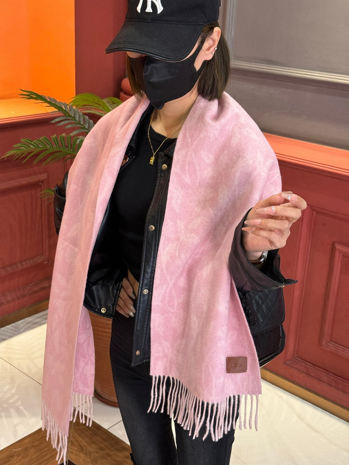 DIOR SCARF 180 CM IN BABY PINK MONOGRAM CASHMERE 394643