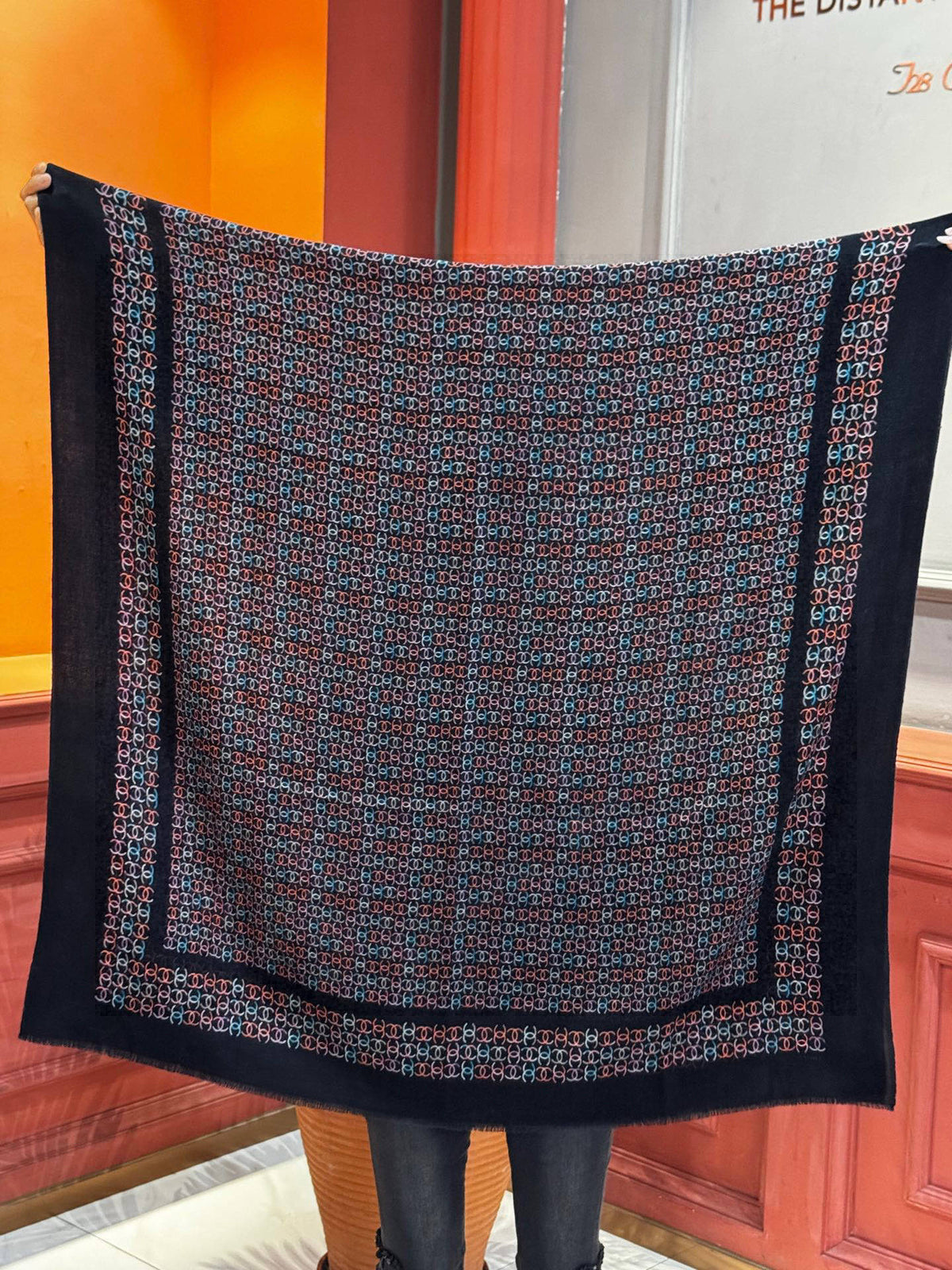 CHANEL 25S SCARF 200 IN CASHMERE 931462