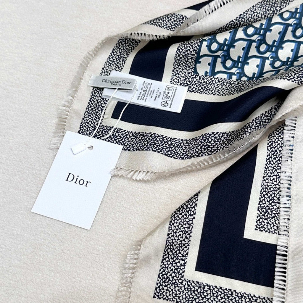 DIOR SCARF 70 CM IN SILK 600303