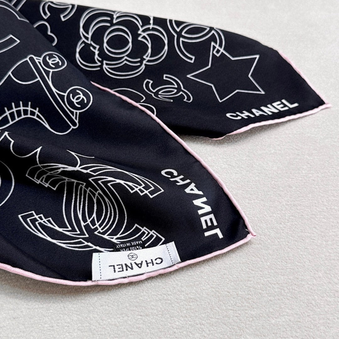 CHANEL 25S SCARF 90 IN TWILL SILK 740295