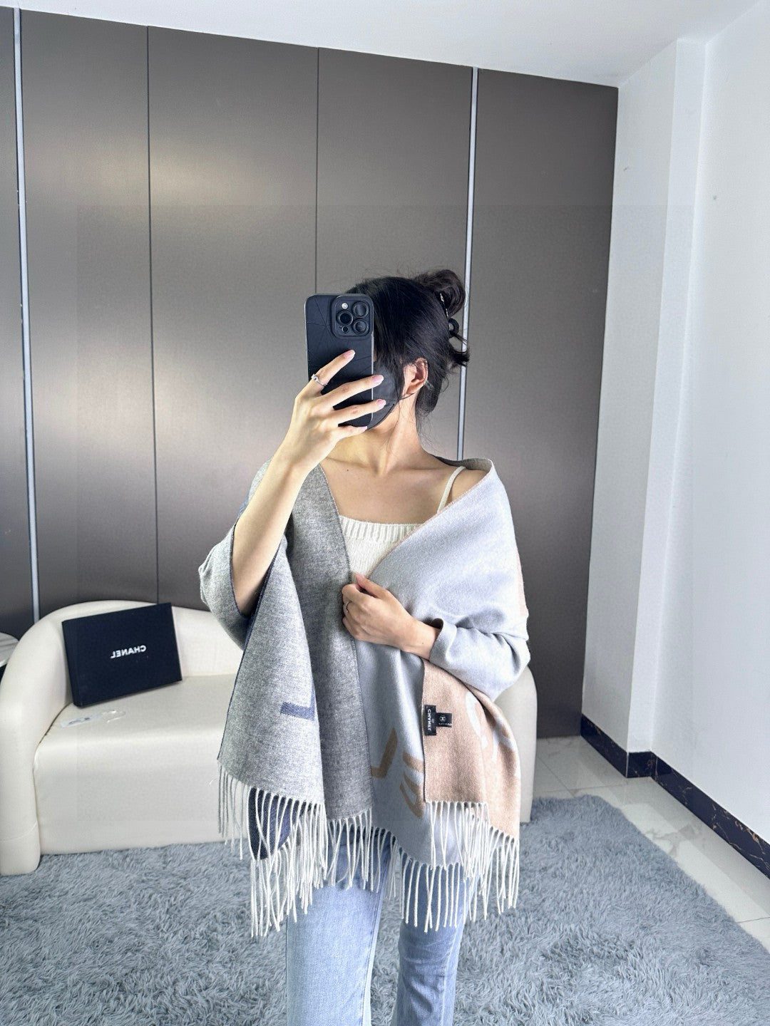 CHANEL 25S SCARF 180 IN CASHMERE 724825