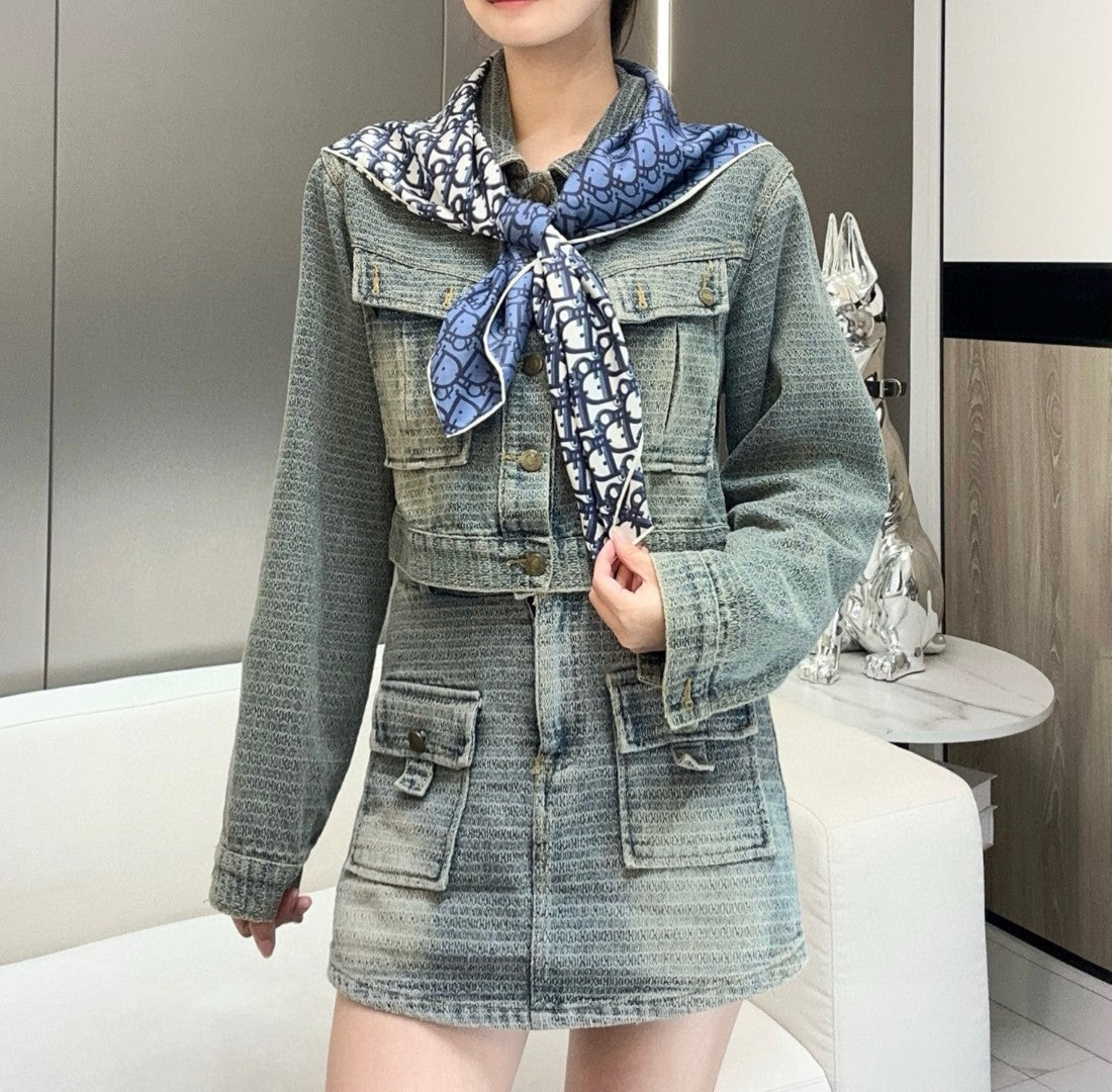 DIOR SCARF 90 CM IN SILK FABRIC 721513
