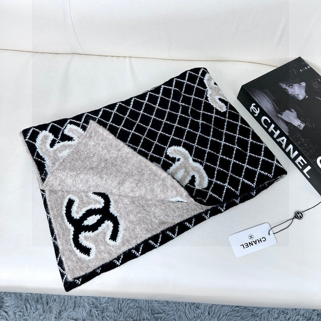 CHANEL 25S SCARF 185 IN CASHMERE 721525