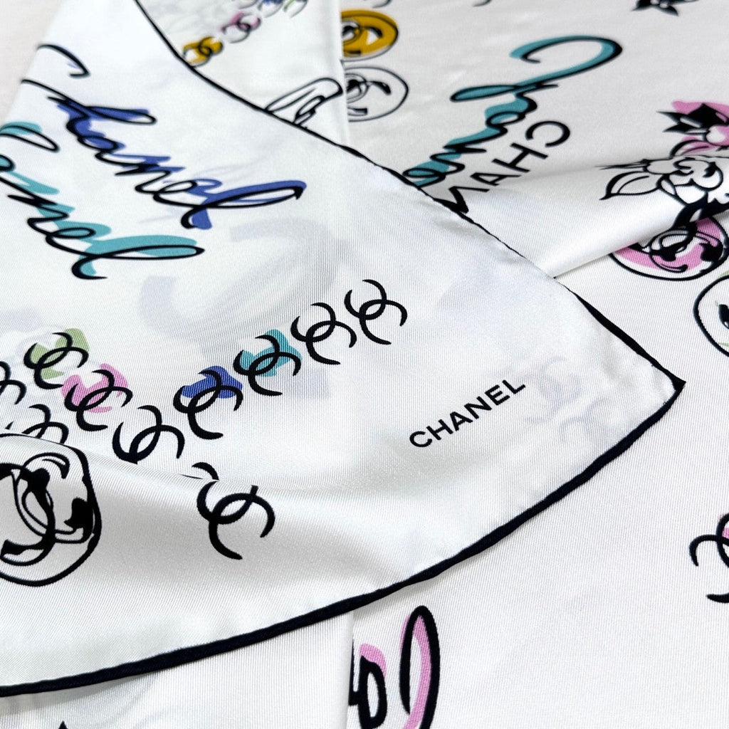 CHANEL 25S SCARF 90 IN SILK 735830