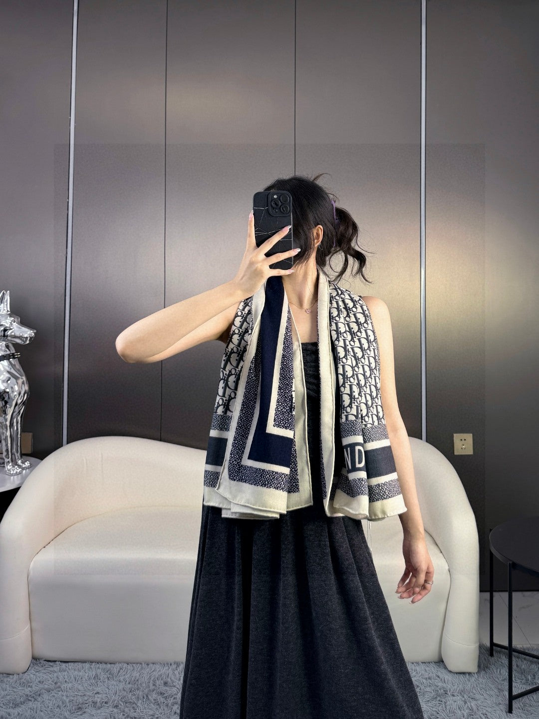 DIOR SCARF 140 CM IN CASHMERE-SILK BLEND 699256