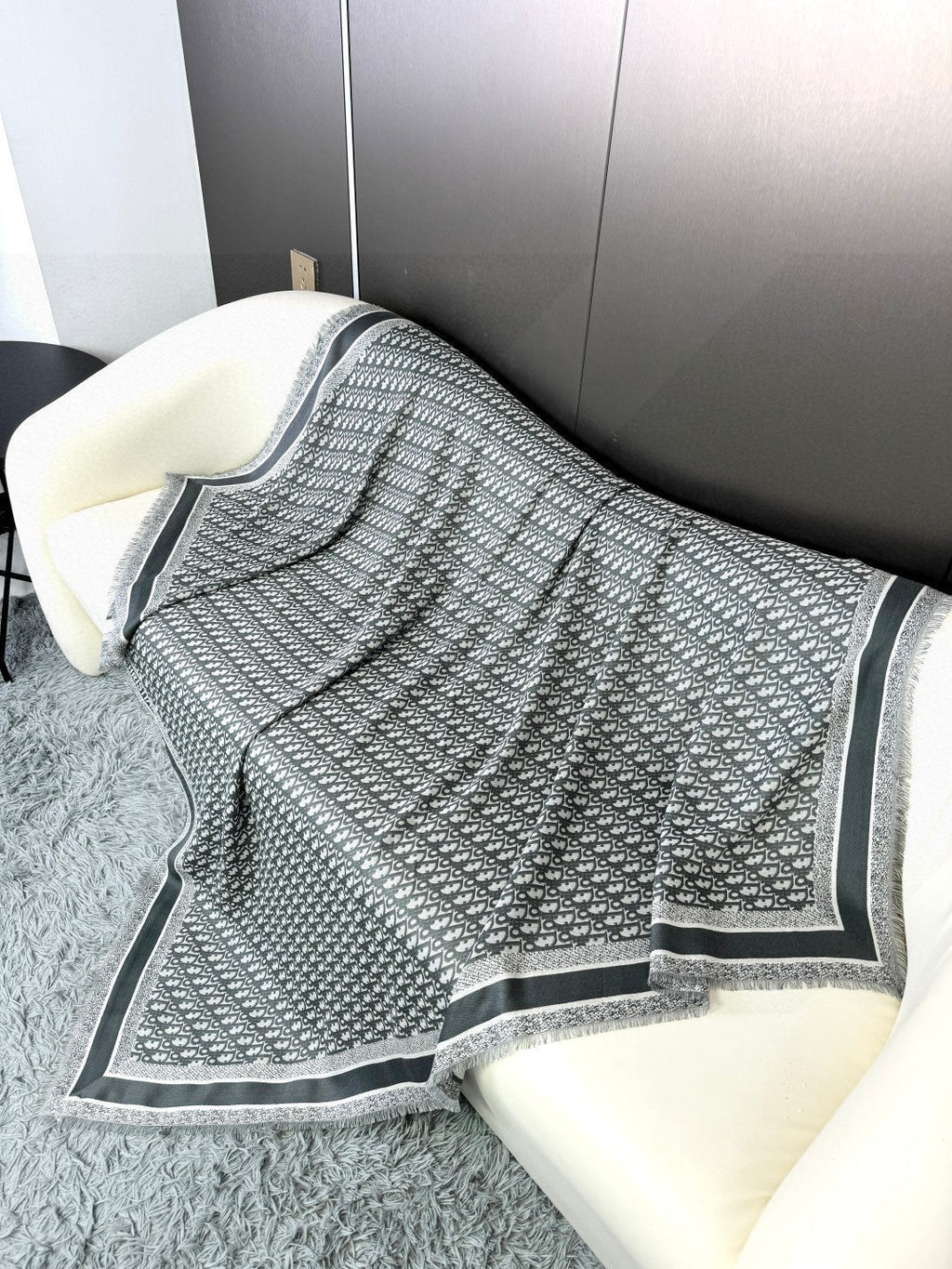 DIOR SCARF 140 CM IN SILK-WOOL BLEND 702041
