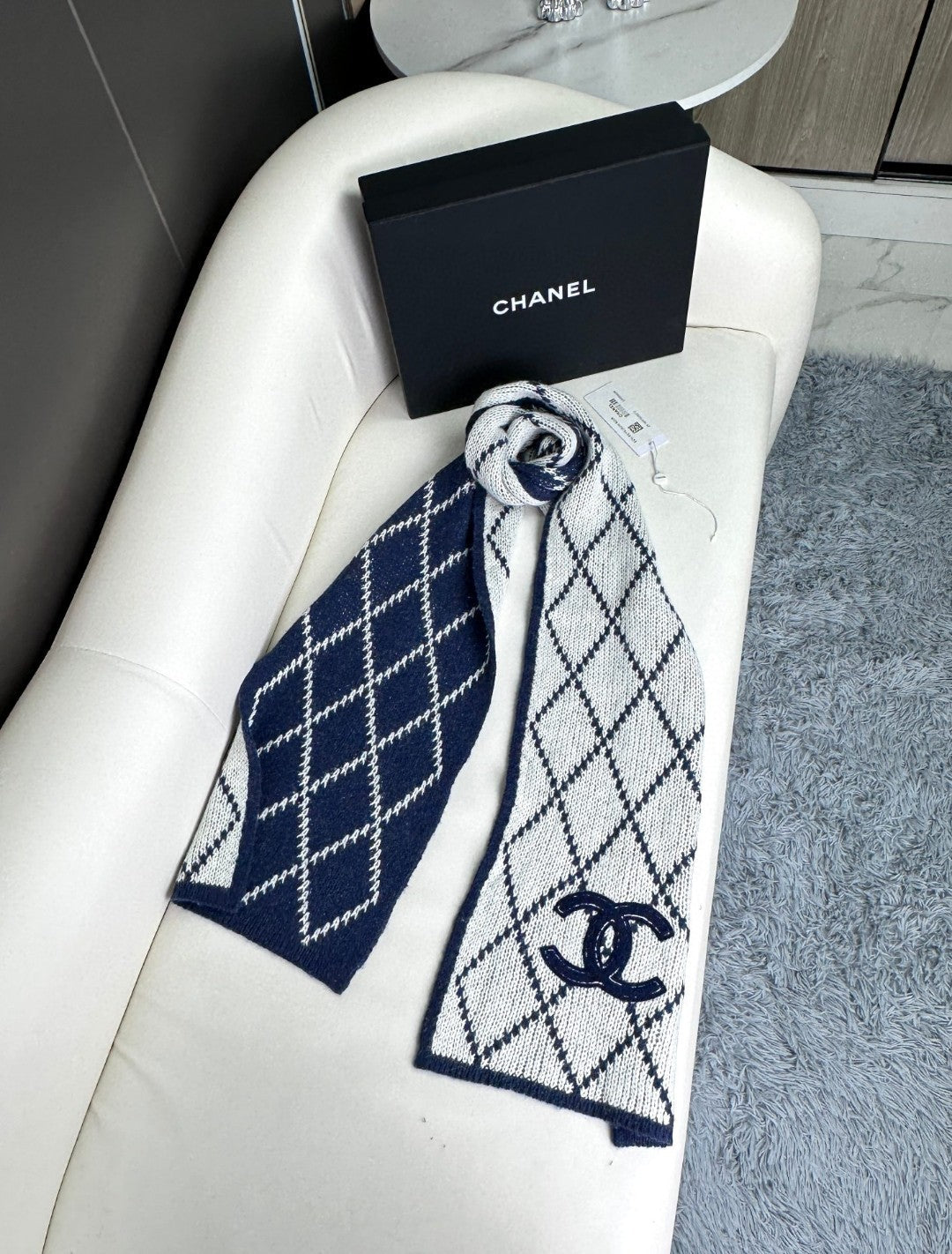 CHANEL 25S SCARF 180 IN WOOL 989767